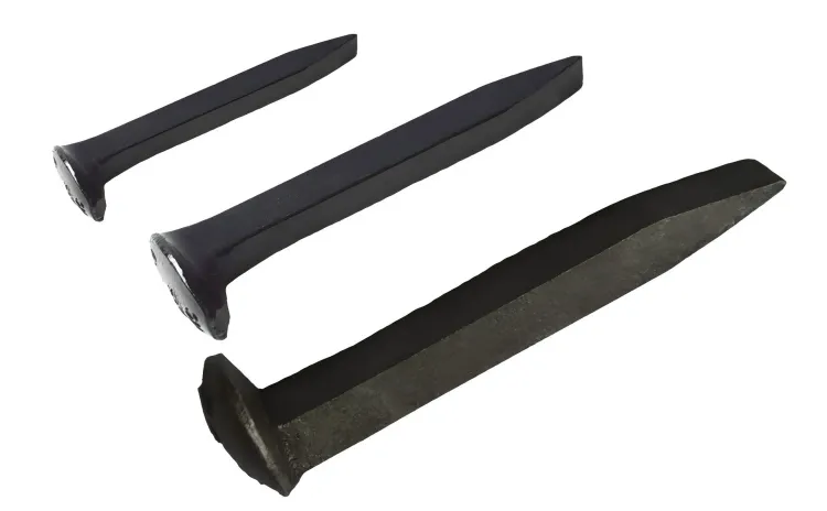 Spikes madraí a úsáidtear chun ráillí a cheangal